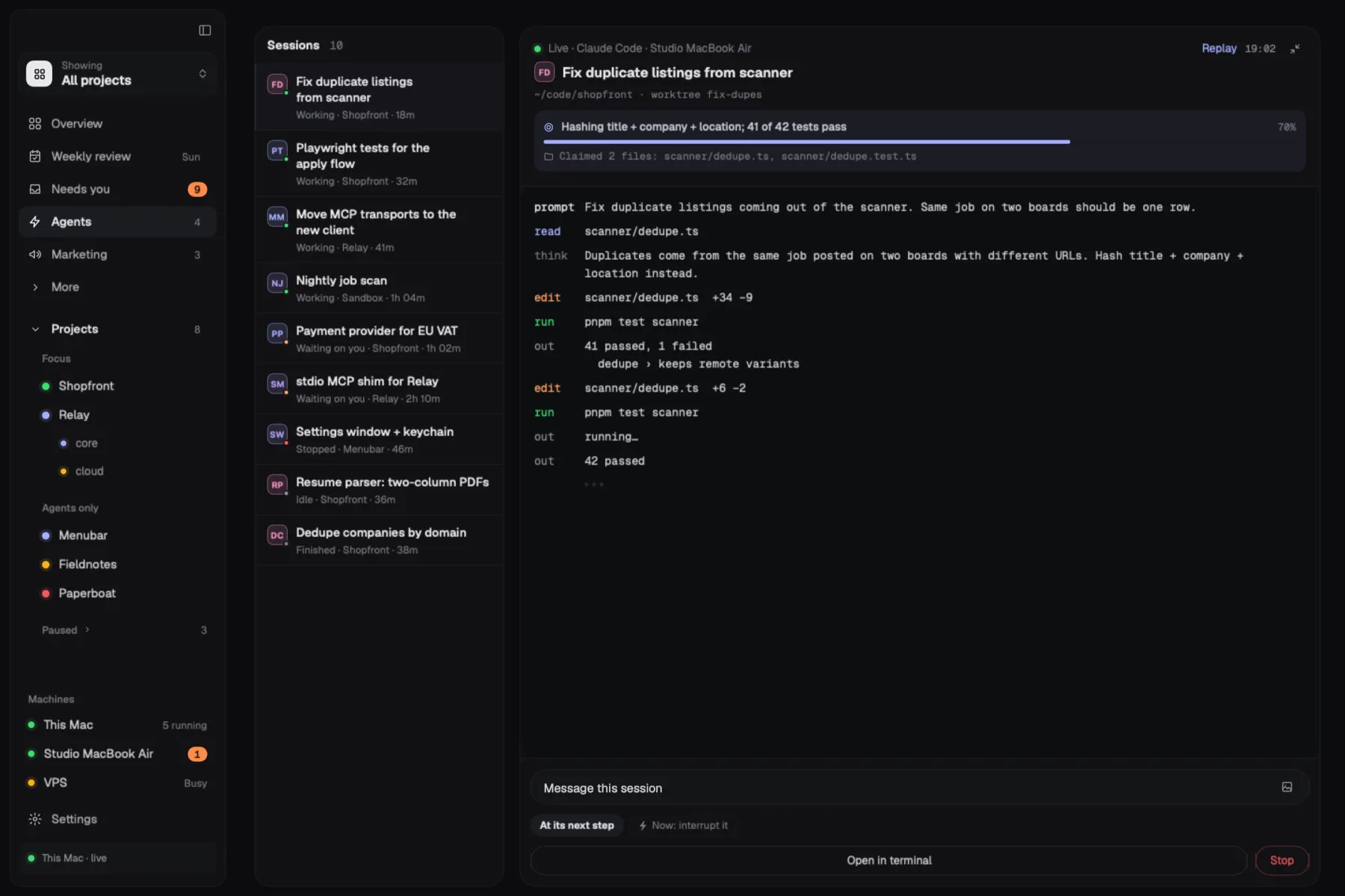 Vakr’s Agents screen with a session conversation open
